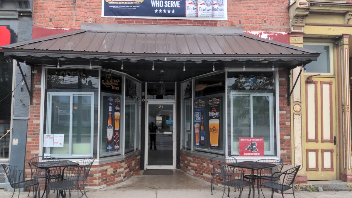 Thin Line Tavern